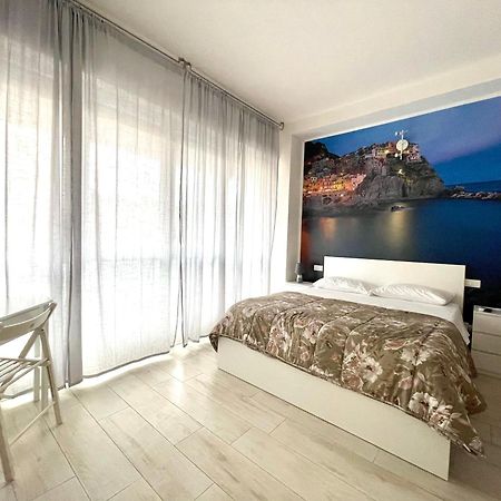 Ferienwohnung Bilocale Con Posto Auto La Chicca Del Golfo La Spezia Exterior foto
