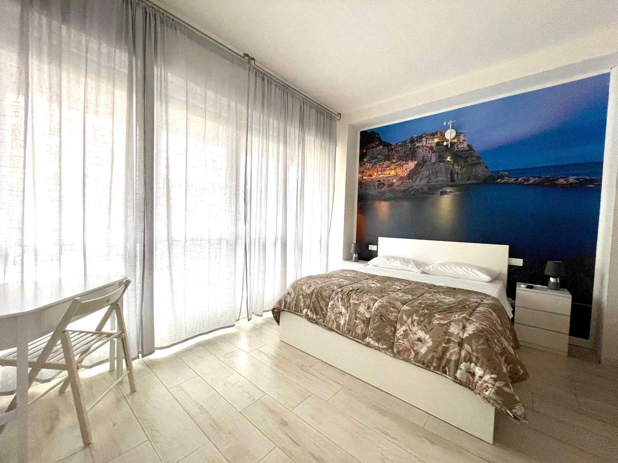 Ferienwohnung Bilocale Con Posto Auto La Chicca Del Golfo La Spezia Exterior foto